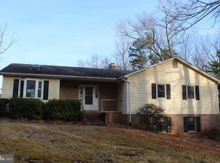 13197 Sheffield Ln, Sumerduck, VA 22742