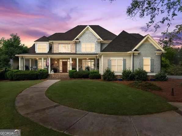 594 Peachtree Rd, Hoschton, GA 30548