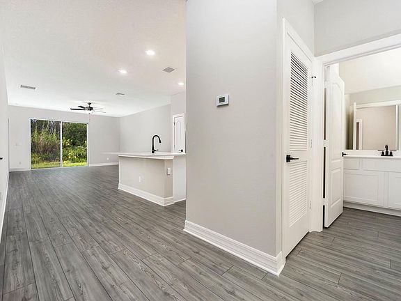 5th image of 5410 Gladness Court