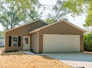 2324 Stark Ave, Elkhart, IN 46517