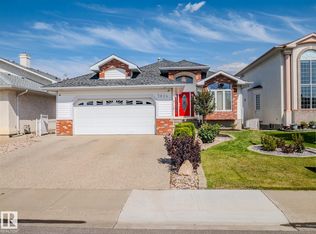 7824 165th Ave NW, Edmonton, AB T5Z 3J6