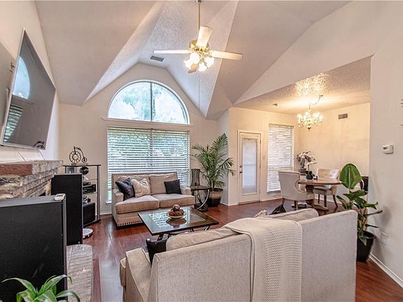 2nd image of 3301 High Meadow Dr