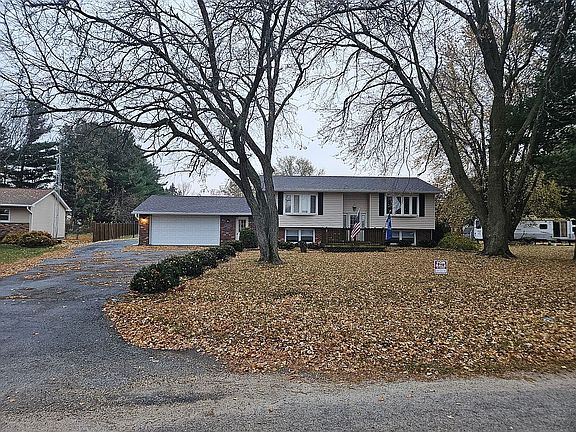 2nd image of 206 McMurtry Dr
