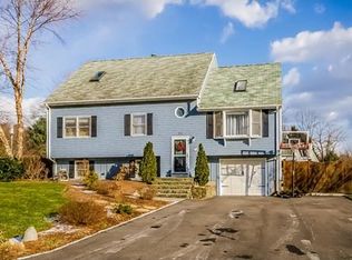 53 Lancelot Ter, Swansea, MA 02777