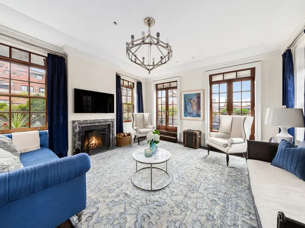 150 East 93rd Street PHW image 1 of 18