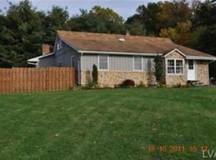 2173 Rose Ln, Hellertown, PA 18055