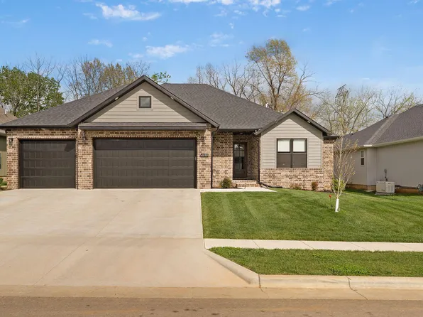 4898 S Sycamore Avenue, Springfield, MO 65810