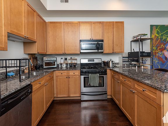 5th image of 1464 S Michigan Ave APT 911