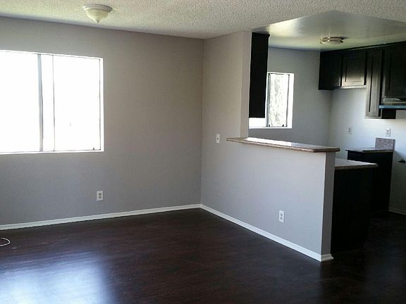 5th image of 5520 Fulcher Ave Uppr #