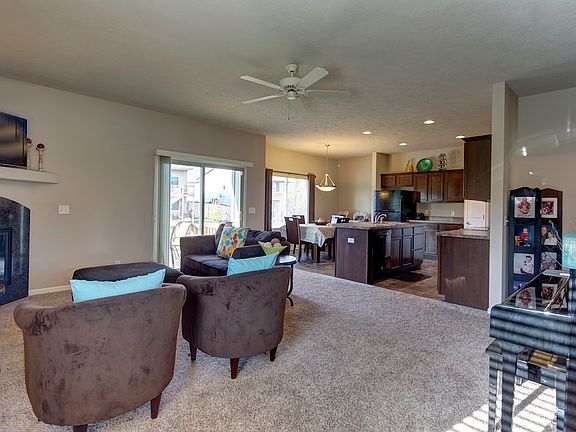2nd image of 4904 N. 176th St.