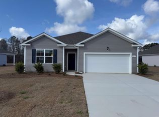 393 Glade Ct, Loris, SC 29569