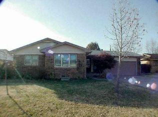 1325 S Parkridge Dr, Augusta, KS 67010
