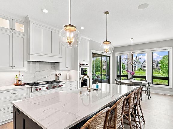 4th image of 5880 Prestwick Ct