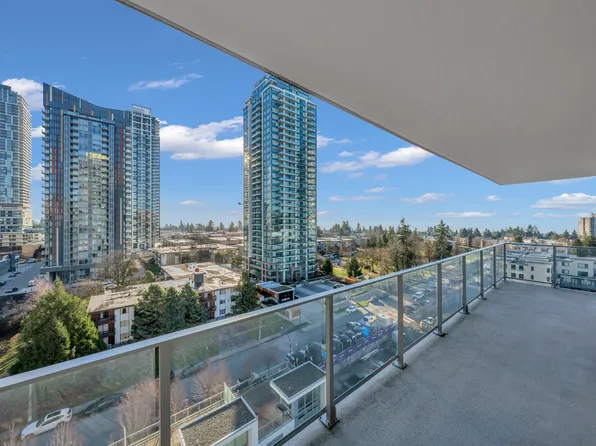 6288 Cassie Ave #805, Burnaby, BC V5H 0H7