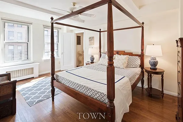 Sold by Town Residential | media 19