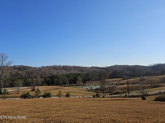 3rd image of 332 Enclave Way Lot 81