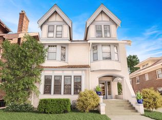 2568 N Summit Ave, Milwaukee, WI 53211