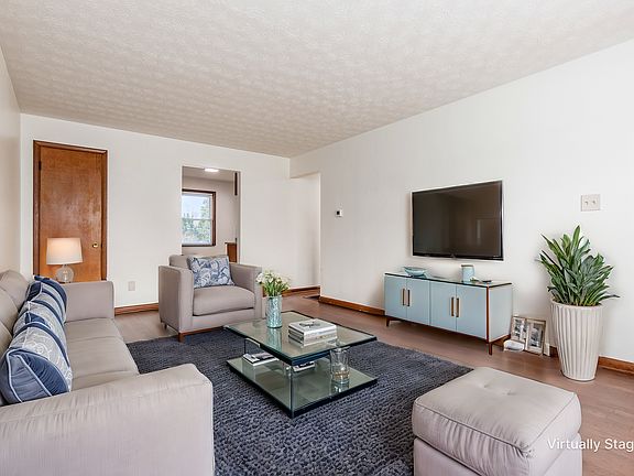 3rd image of 3070-3074 Lotz Dr #3070