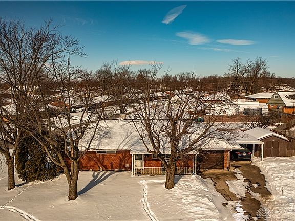 2nd image of 5201 Powell Rd