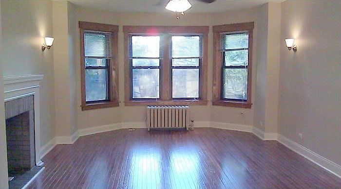 Spacious Bay Living Room