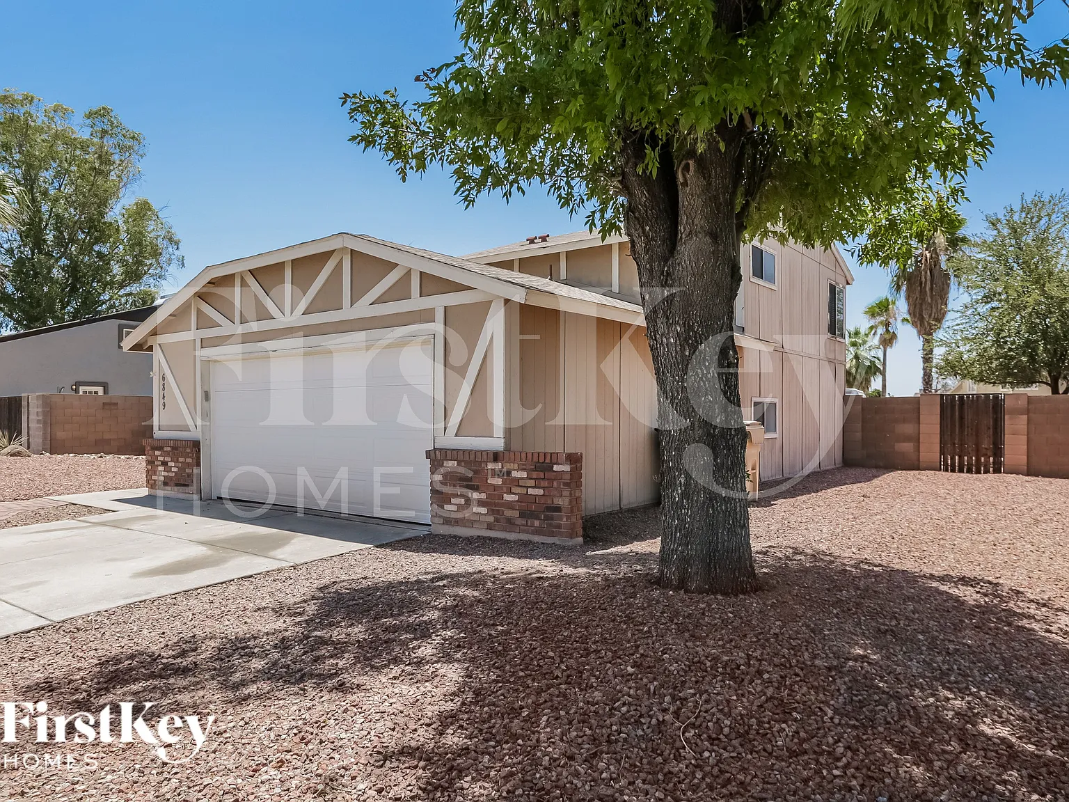 3 bed, 2.0 bath, 1537 sqft, $1,940 — Photo 3