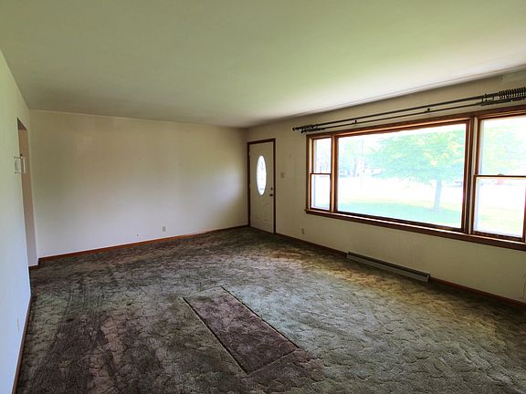 4th image of 530 N Chamberlain St