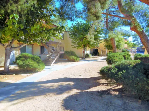 16362 Pebble Beach Dr APT 133, Victorville, CA 92395