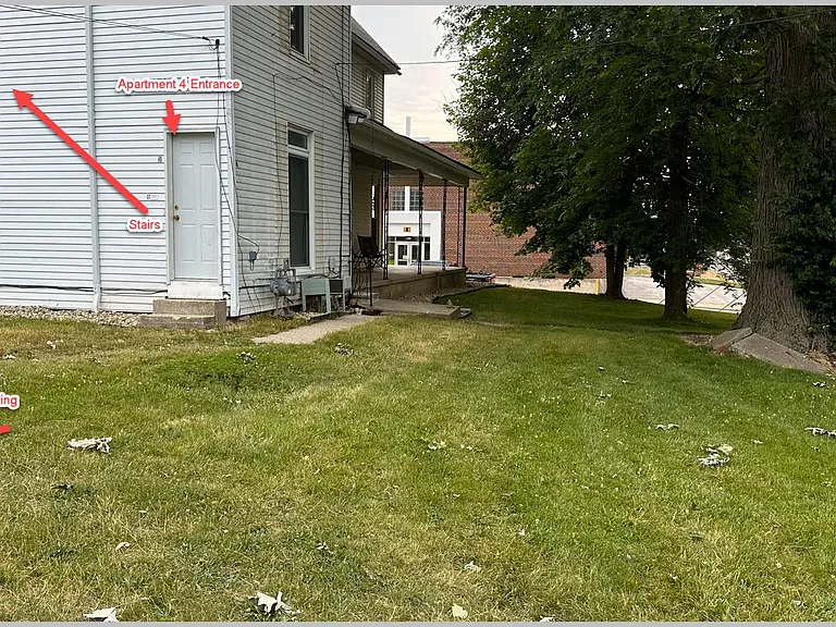 712 Poplar St #4 — Photo 2