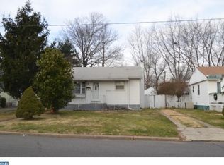 15016 Endicott St, Philadelphia, PA 19116