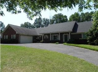 305 S Mission Ridge Dr, Rossville, GA 30741