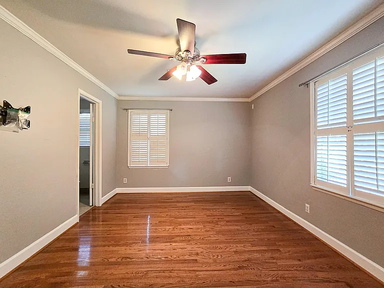 9507 Meadowbriar Ln — Photo 21