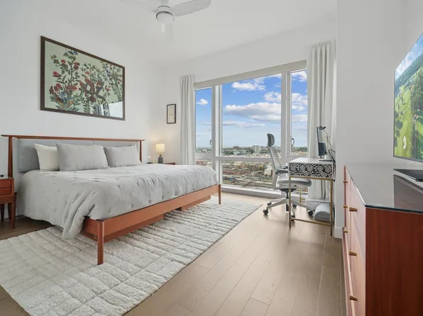 75 Park Lane South image 13 of 45