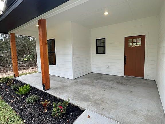 3rd image of 177 Shelter Ln
