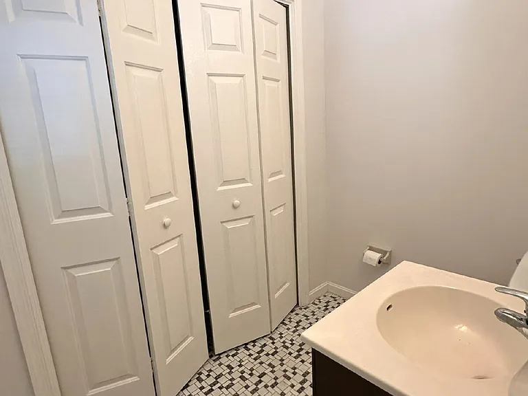 656 Alpine Ln — Photo 10