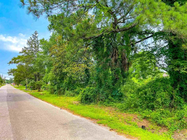 365 E Courtland St, Vidor, TX 77662