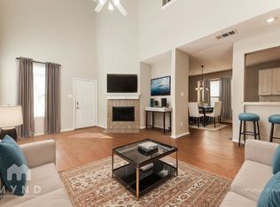9808 Cedarcrest Dr, Aubrey, TX 76227