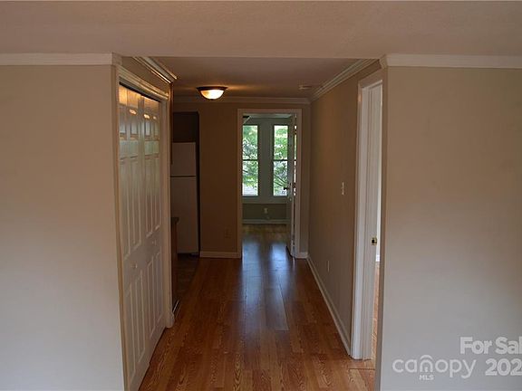 5th image of 615 Charlotte Ave #3-2