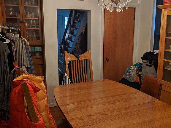 4th image of 208 N William St