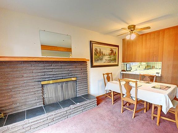 5th image of 2451 Neville Ave