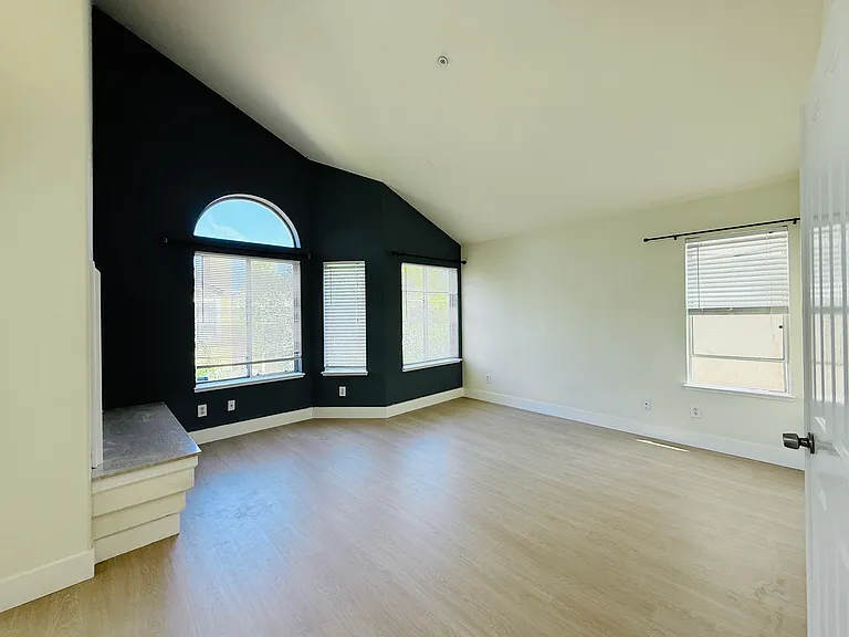 2849 Montair Way — Photo 13