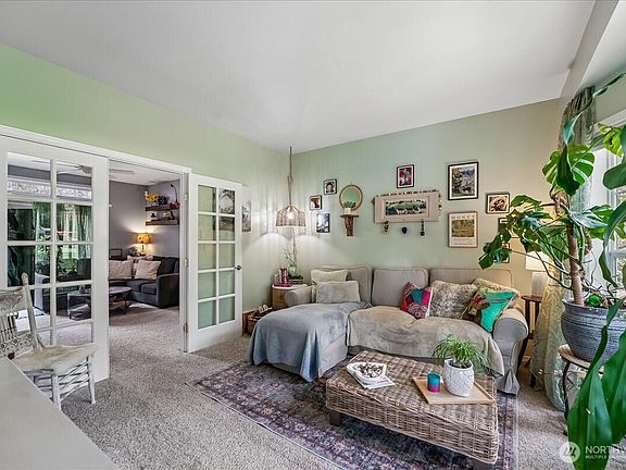 4th image of 7259 NW Columbine Place
