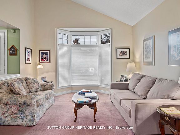 5th image of 2330 Southcott Rd