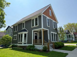 1100 S 4th St, Milwaukee, WI 53204