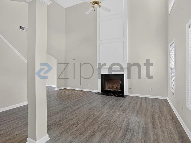 1383 Westward Dr SW — Photo 5