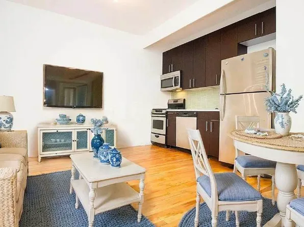 184 Noll Street image 1 of 10