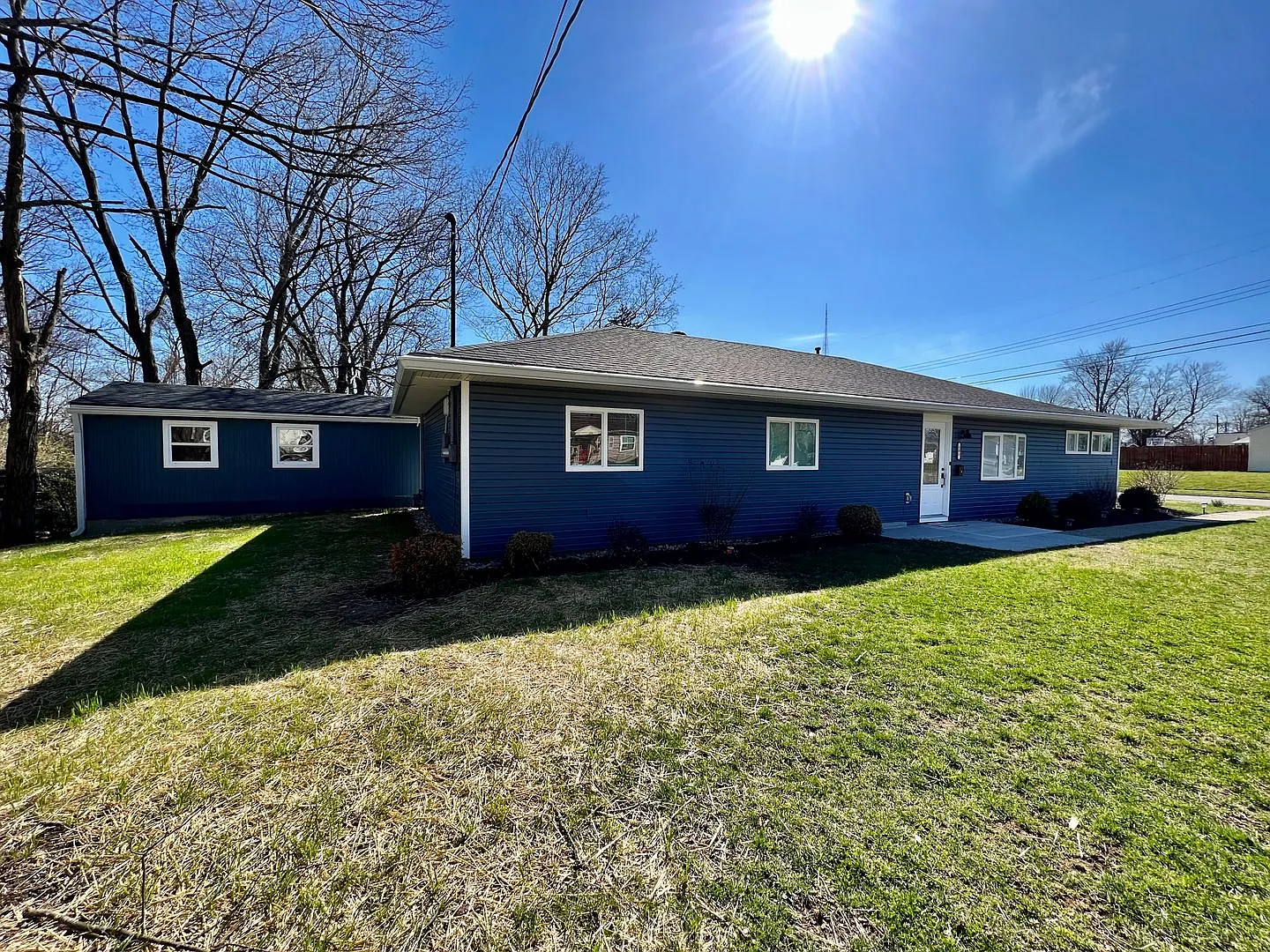 Quaint 4 Bedroom furnished Ranch Home in Mason Ohio — Photo 3