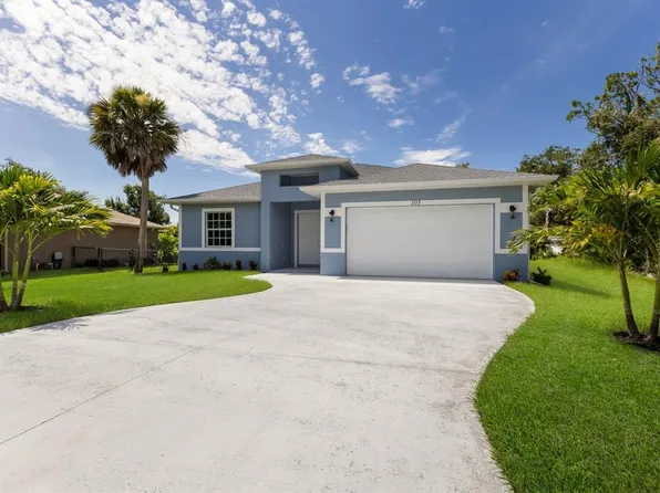 105 Spur Dr, Rotonda West, FL 33947