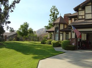 28568 Terrace Dr, Highland, CA 92346