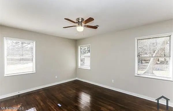 103 Chatham Cir — Photo 8