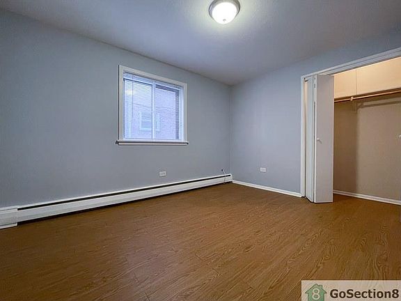 5th image of 4333 N Kedvale Ave APT 102